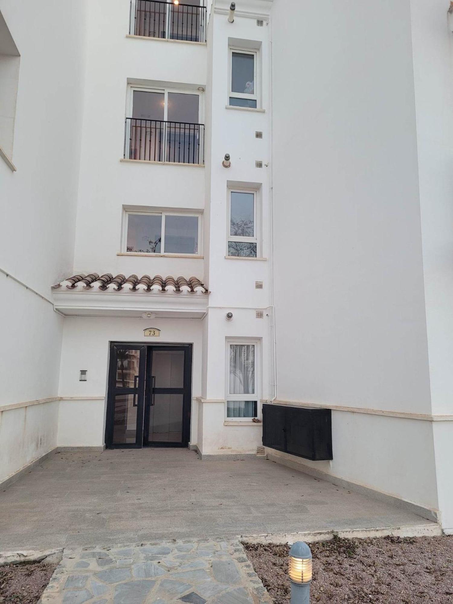 Belle Vue Sur La Piscine Apartment Sucina Luaran gambar