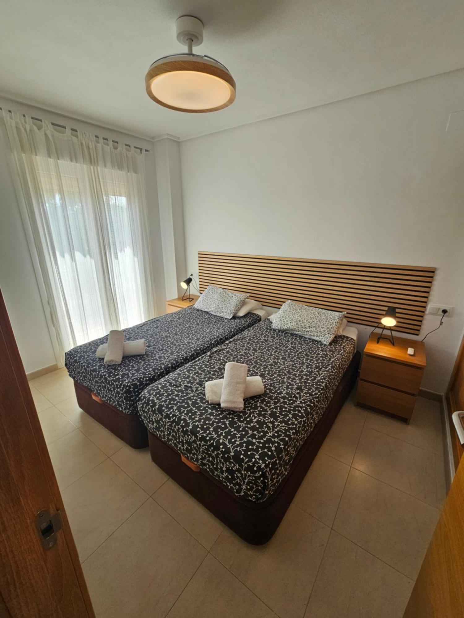 Belle Vue Sur La Piscine Apartment Sucina Luaran gambar